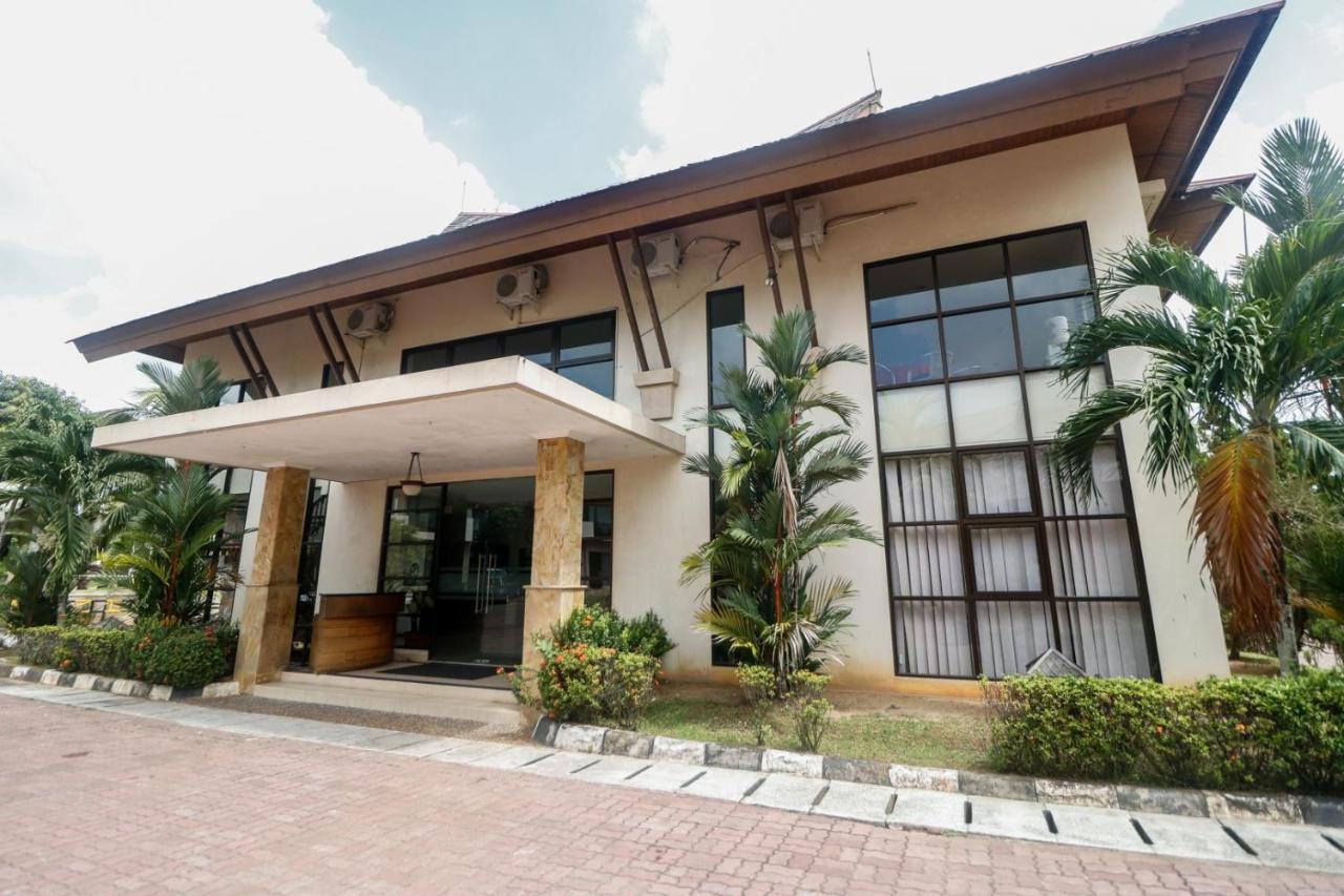 Reddoorz Premium @ Bukit Damai Indah Hotel Balikpapan  Eksteriør billede